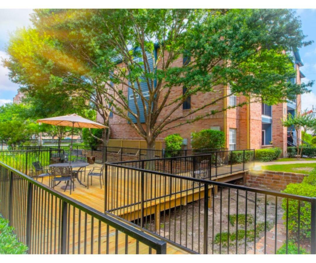 The Reside Fully Furnished Condos - Medical Stays Welcome Houston Eksteriør bilde